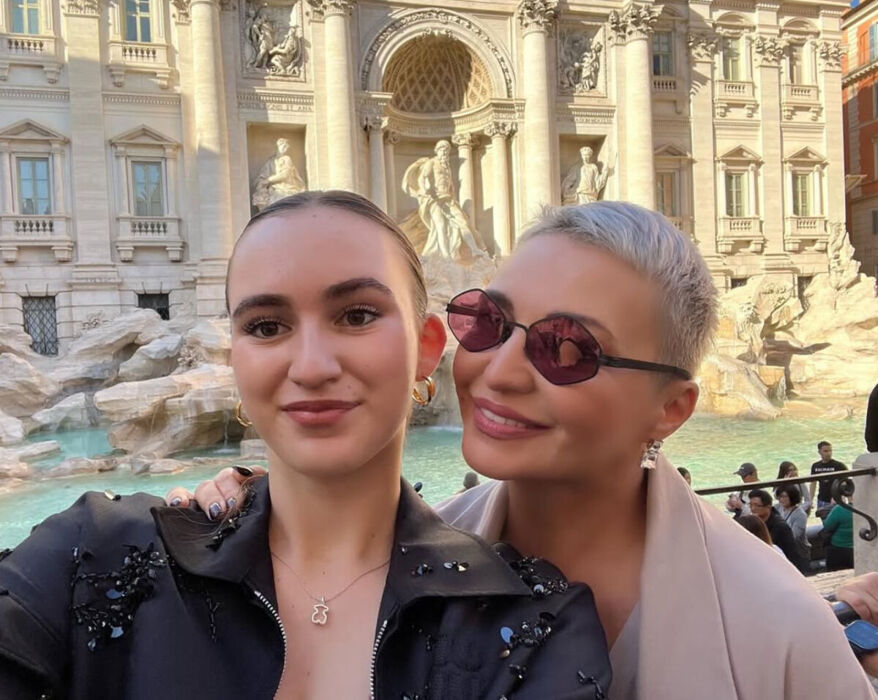 2735af716e8563aa2ff8ab948b19c447