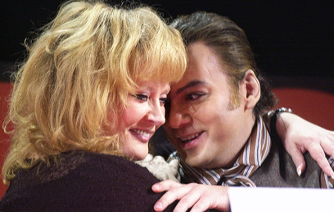 Алла Пугачева и Филипп Киркоров на пресс-показе российской версии бродвейского мюзикла “Чикаго”