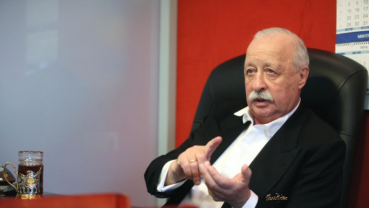 ced45e68f6c8b473cb9f6efb93688e98