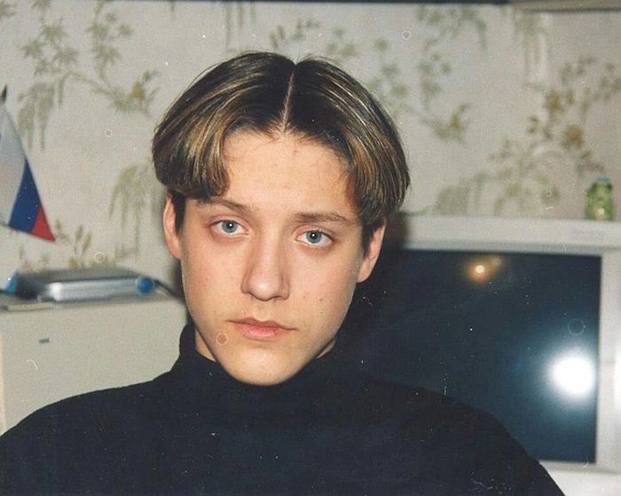 Насмешки в школе, забвение первой любви и возвращение Мухича: как Роман Попов пережил предательство тела