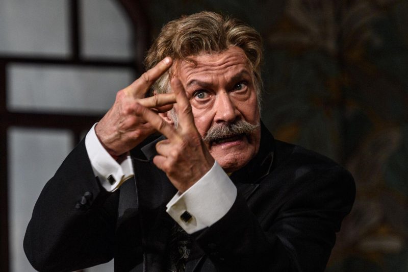 Травля в детстве, предательство жены и смерть детей: драма Александра Самойлова