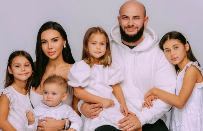 17 лет, 4 детей, миллиарды: почему на самом деле рухнула "идеальная" семья Джигана и Самойловой?