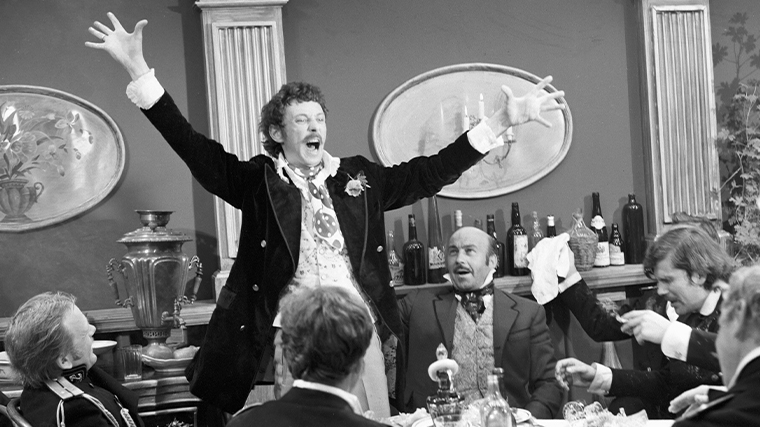 «Пойду к себе умирать»: тайна последней фразы Олега Даля