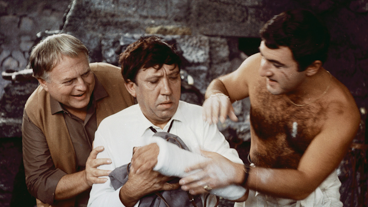 Оскорблённая Светличная и покалеченный Никулин: тайны «Бриллиантовой руки»