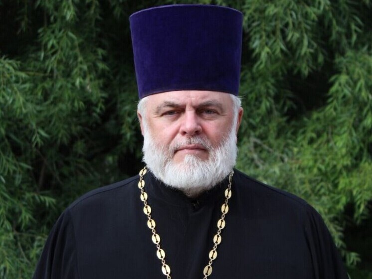 «Женщины виноваты?» РПЦ в центре споров: к чему ведут публичные заявления священников