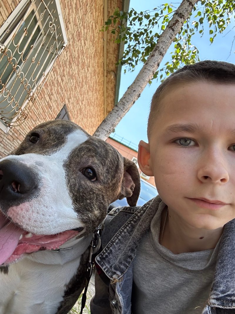 Русский Бенджамин Баттон: как живёт 23-летний парень с телом ребёнка