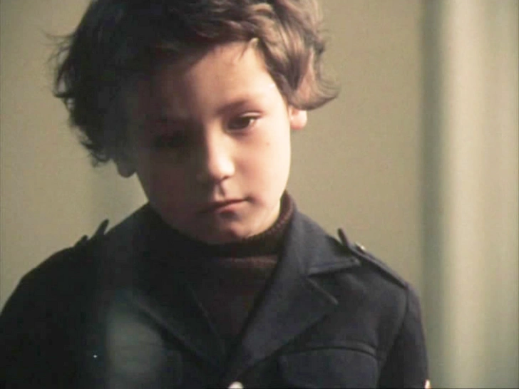 Запрещённые кадры и роковая эмпатия: трагическая история Динары Асановой и её сына, которых кино довело до одиночества