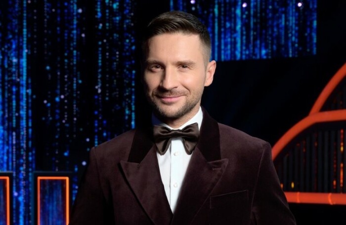 Звёзды, которые вычеркнули родителей из своей жизни: истории разрыва и боли