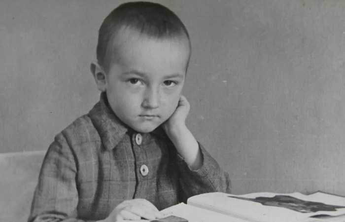 От графа Рошфора до Николая Петровича: тайная боль и 40-летняя любовь Бориса Клюева