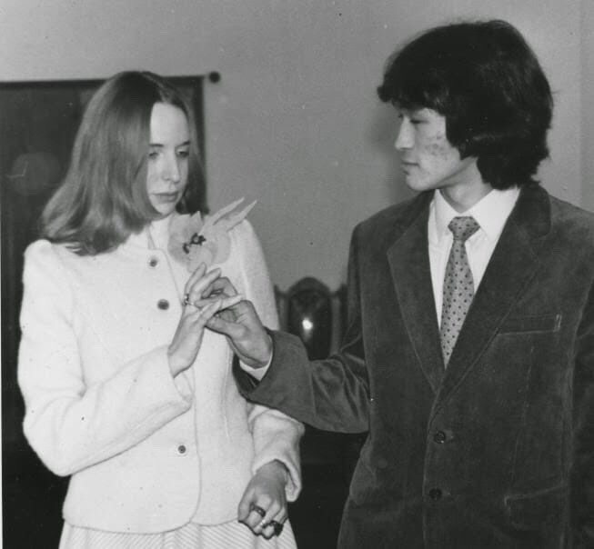 Вы не поверите, как выглядели эти звёзды на своих свадьбах!