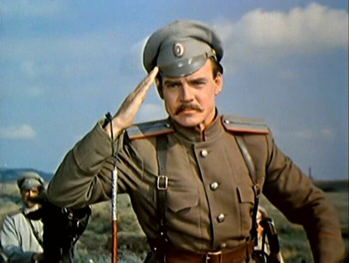 Михаил Глузский встретил молодую Веру Глаголеву в 70 лет — и жена отнеслась к этому с пониманием