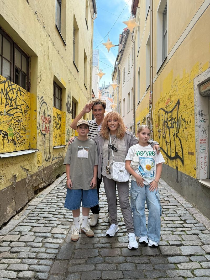 Новая вилла за полмиллиона евро: куда переезжает Примадонна?