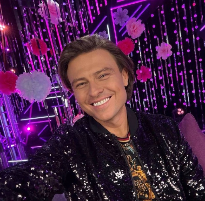 Звёзды, которые вычеркнули родителей из своей жизни: истории разрыва и боли