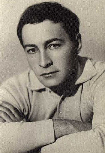 Тайны личной жизни Штирлица: почему Тихонов отвернулся от церкви?