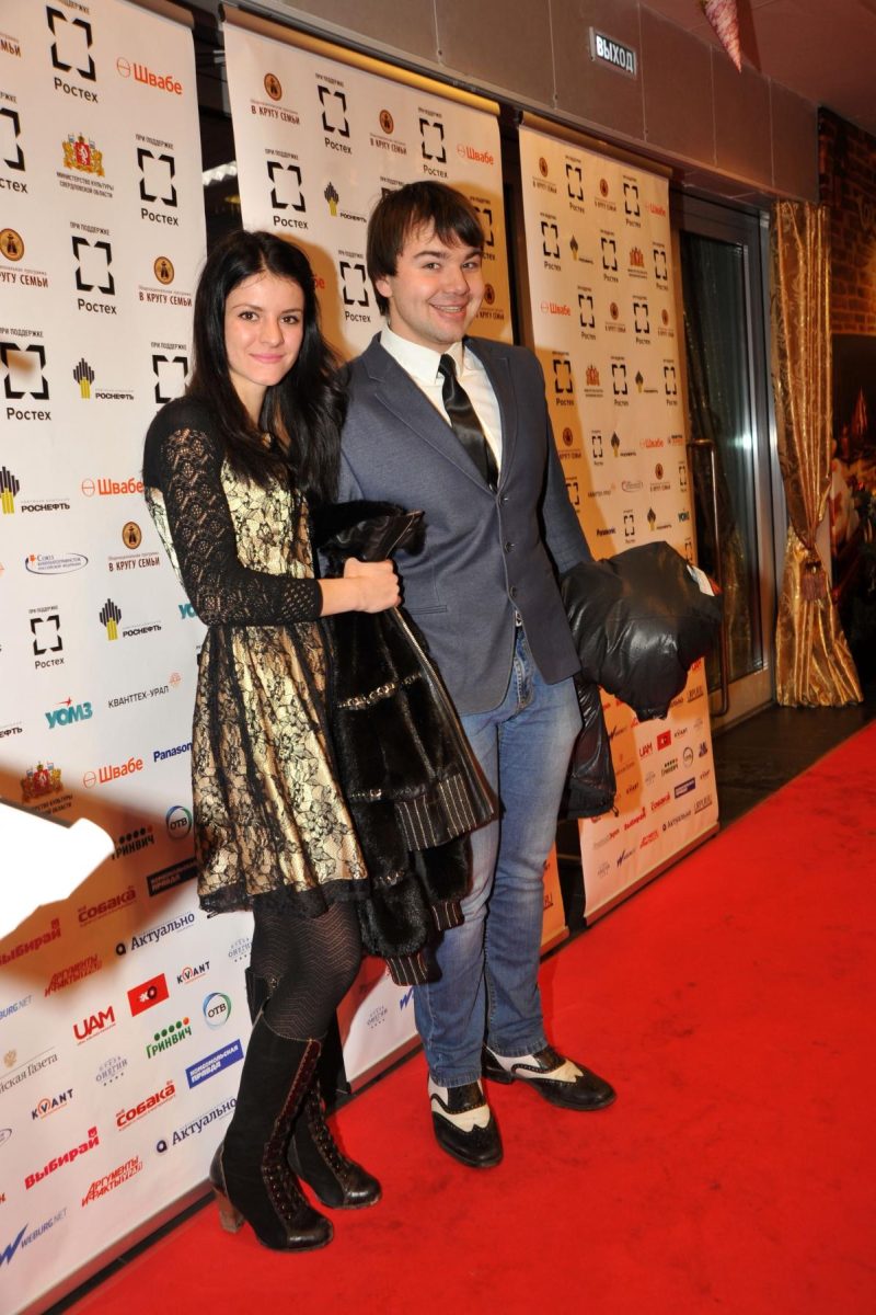 Михаил Казаков: от «Папиных дочек» до обвинений в домашнем терроре