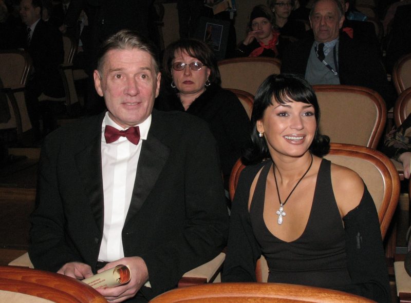 17 лет одиночества: как вдова Абдулова обрела новое счастье и кто покорил её сердце