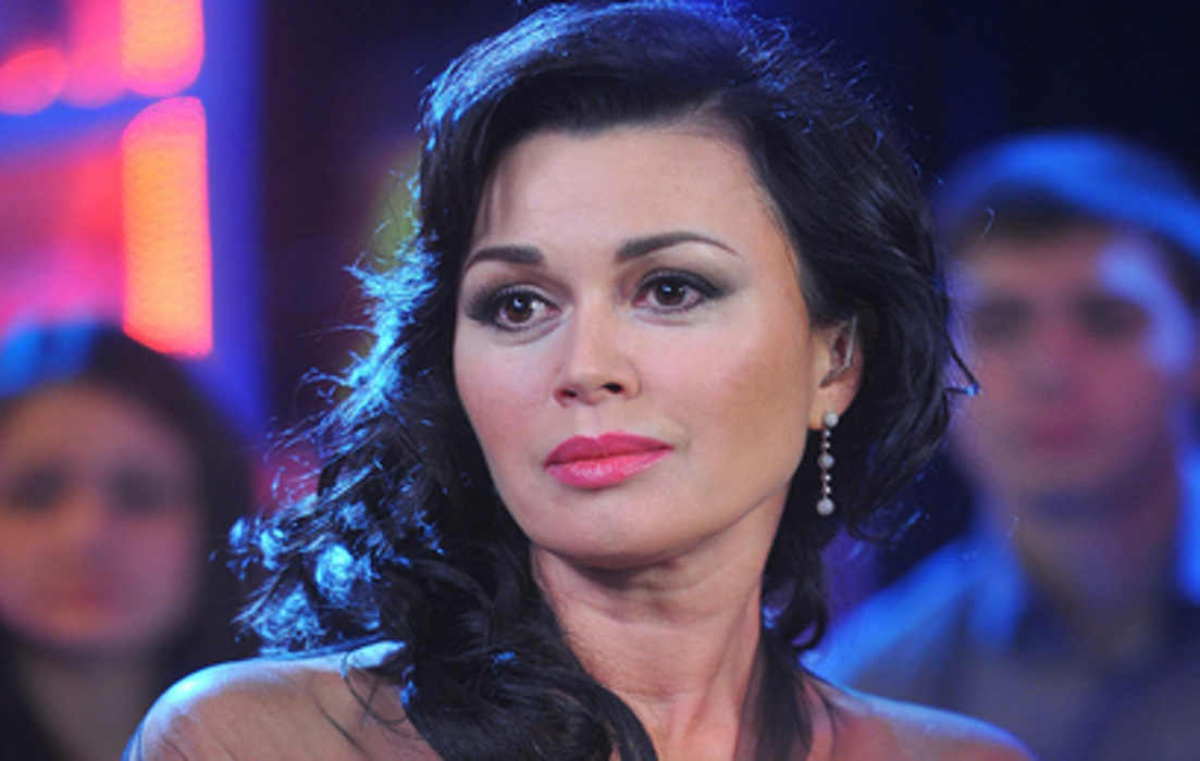 Anastasia Zavorotnyuk 1971-2024 Russian actress and television presenter