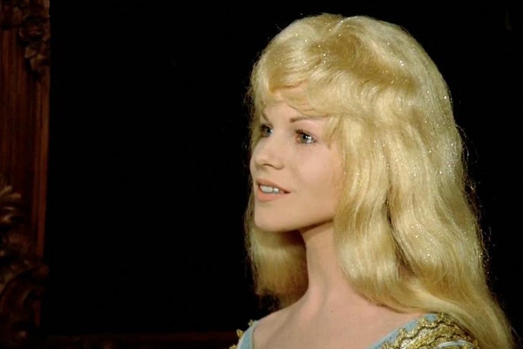 2076d869d48072072ededd6718d29257