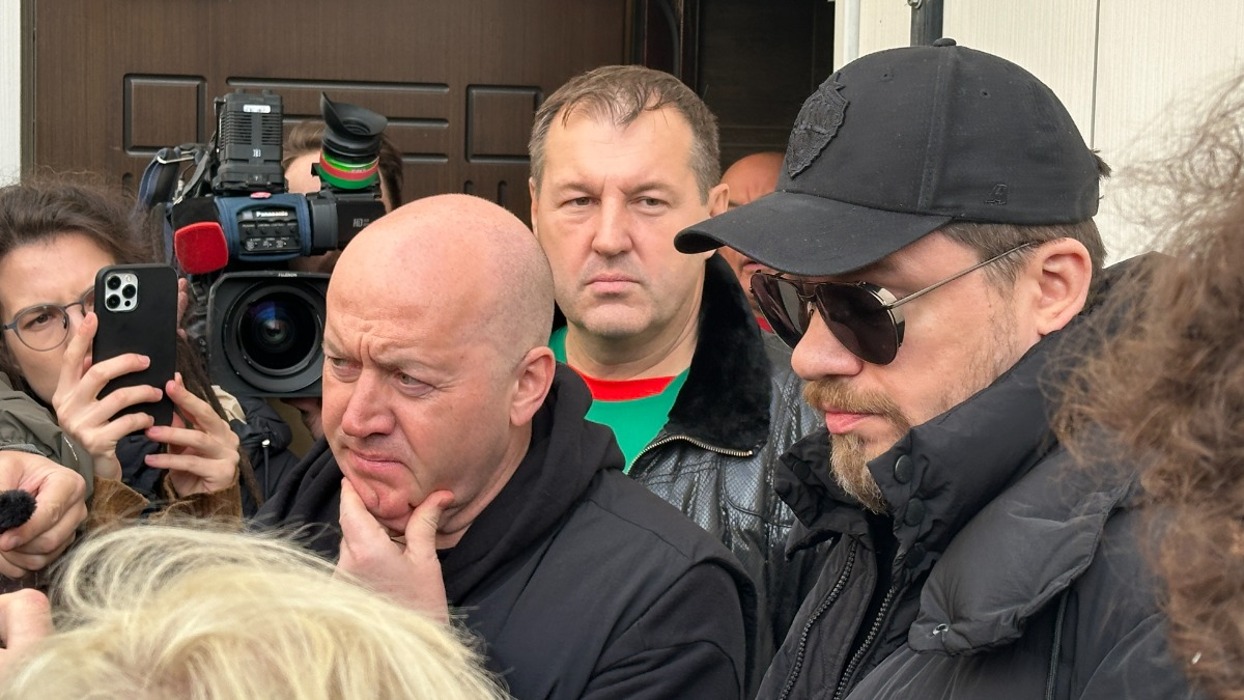 43da8d5ce8b76ffe68a25d6640d643d2