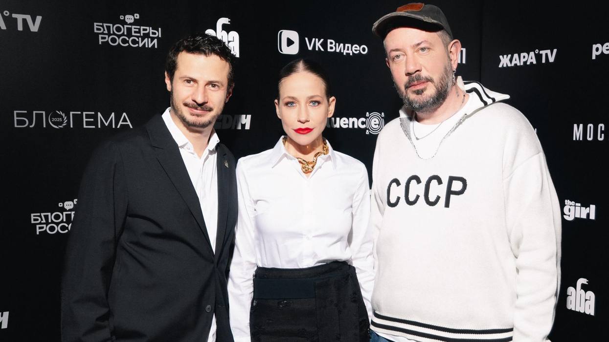 939ba789884546b1686dda34fe57e541