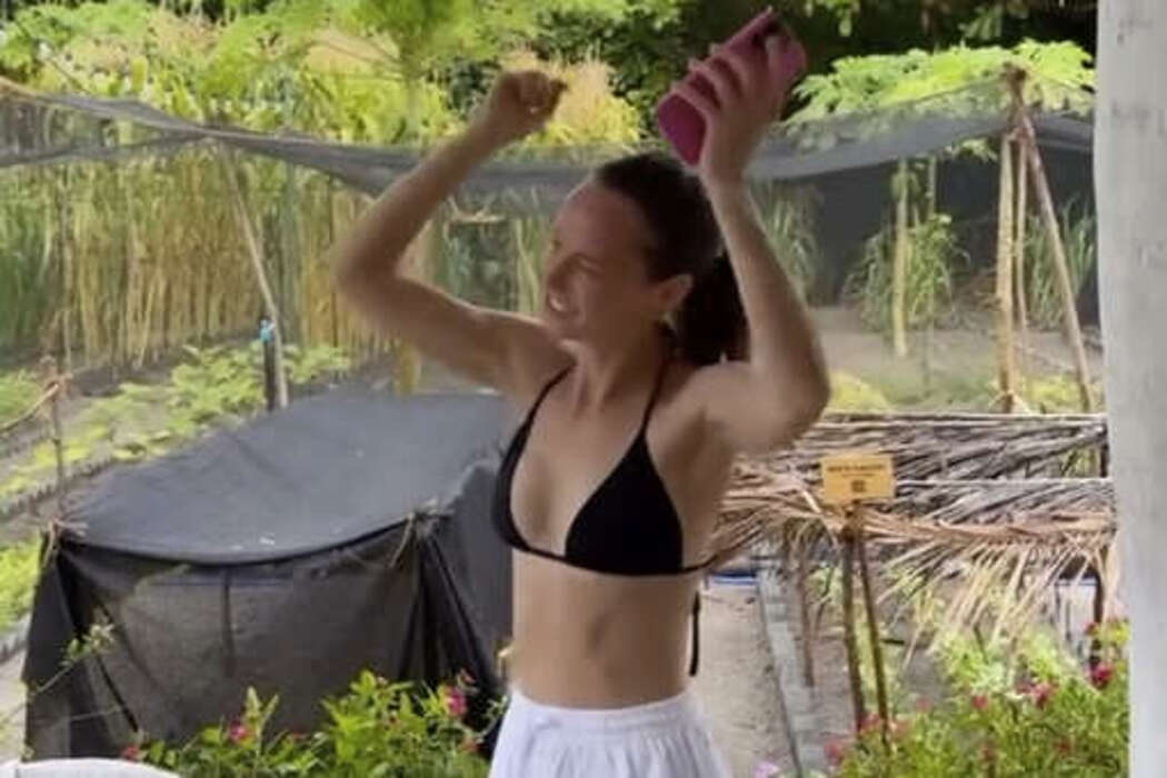 a5421886a0292ab1fdca2163a8c7d1b3