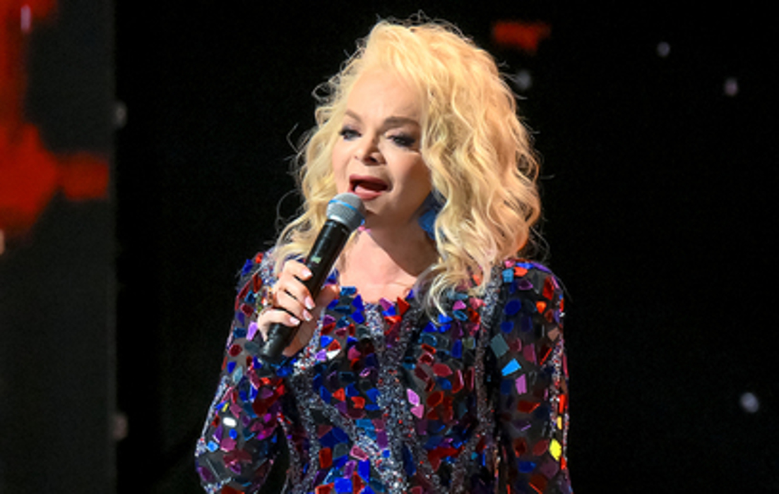 Концерт поэта Ильи Резника “Вернисаж” в Подмосковье