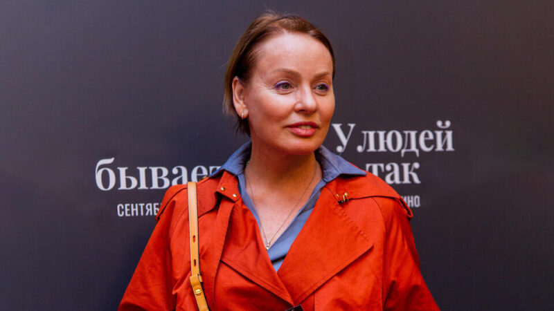 «У меня нет долгов!»: Анжелика Агурбаш задолжала почти 7,5 миллиона рублей, а Жанна Эппле прячется от подруги с долгом в $150 000