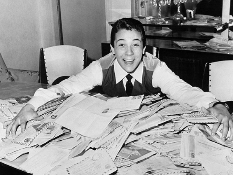 «Его голос, как у ангела» : куда пропал Робертино Лоретти, кумир миллионов, и как он выглядит в 77 лет