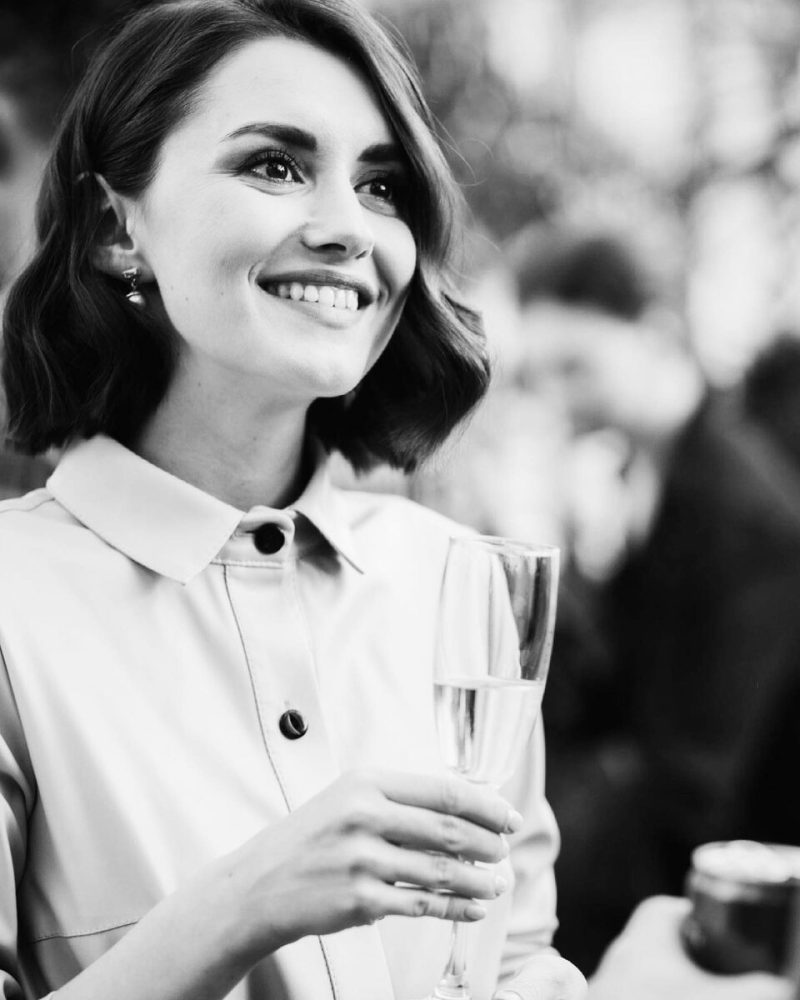 «Он устал от меня, но не от сына»: что стало с продюсером, который бросил Эвелину Блёданс, и как выглядит его новая семья