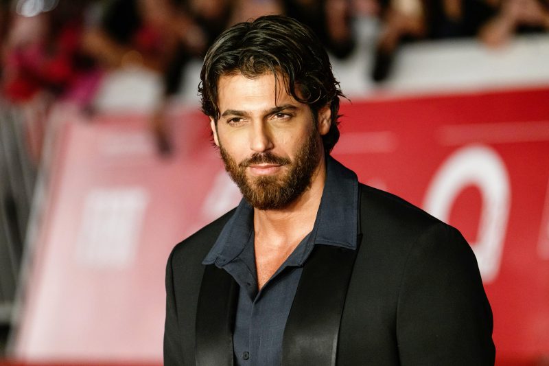 Скандалы и разбитые сердца: путь Джана Ямана к мировой славе