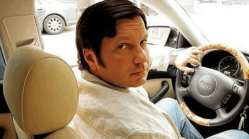 «Он не просто бунтарь, а творческая личность»: почему сын Владимира Соловьева живет в Лондоне и красит ногти в черный