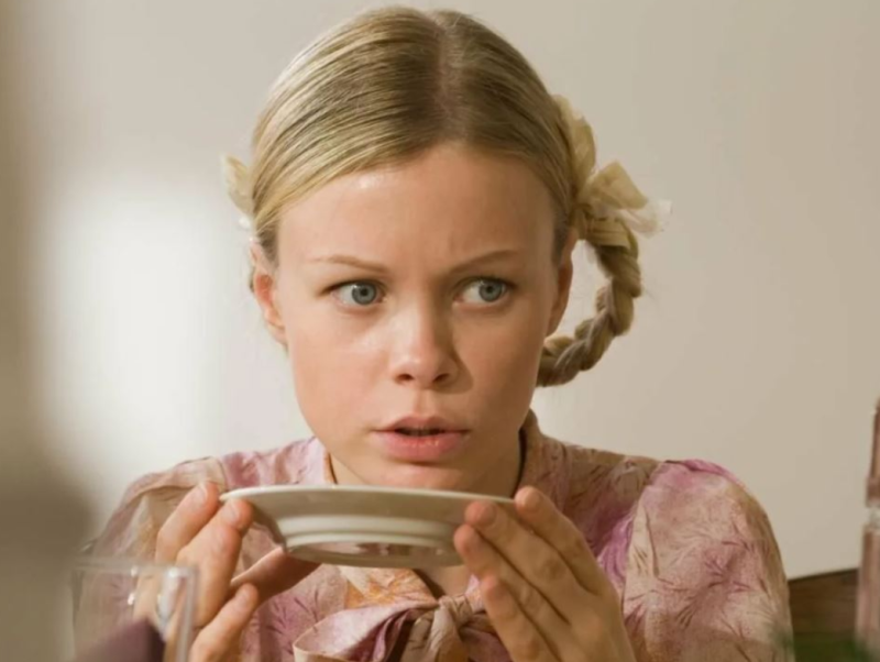 «Ты сама справишься?»: как муж бросил 41-летнюю Евгению Осипову с сыном-диабетиком и молодой любовницей, а она назвала это бумерангом