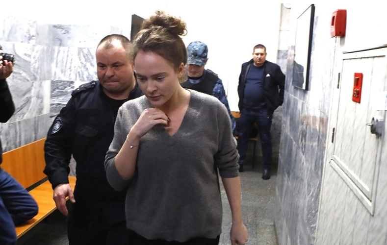 «По полной программе!»: как наказали 30-летнюю Аглаю Тарасову, а соцсети взорвались возмущением