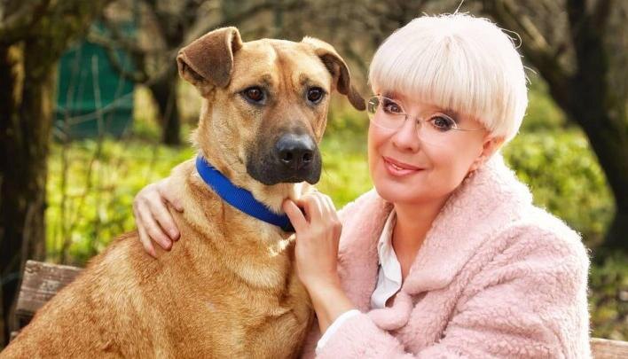 «Он наркоман в огромной ремиссии»: как живет 88-летняя Эдита Пьеха и чем шокирует её дочь Илона Броневицкая