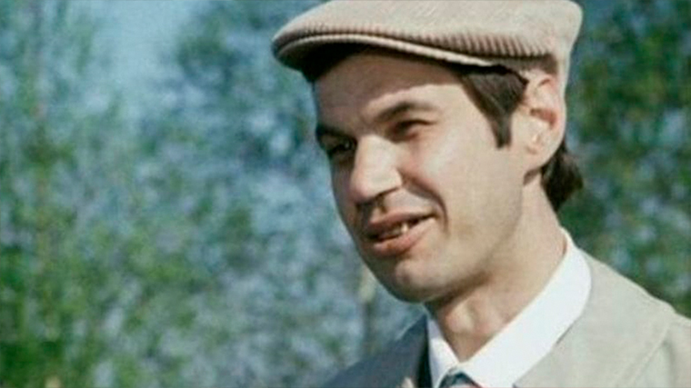 Мечтал о Гамлете, а погиб из-за книжной полки: трагедия Георгия Буркова