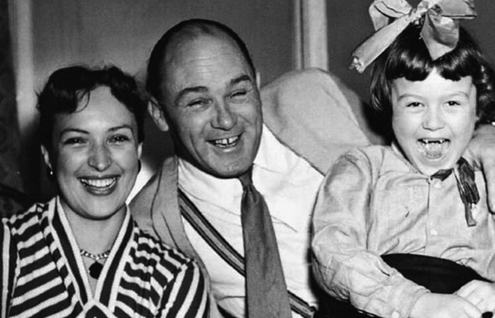 39-летний артист бросил семью ради юной музы: судьбы дочерей Лукьянова