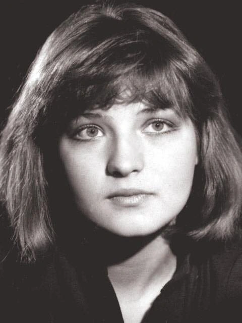 «Она монстр, генерал в юбке!»: как мужья Анастасии, от студента до Юлиана, терпели ее характер и почему певица вышла замуж 9 раз