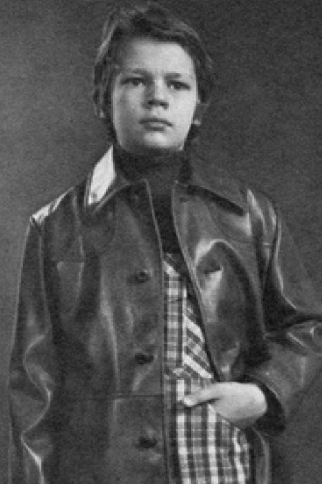 «Он не актерствовал, он просто жил в кадре»: 27-летний Никита Михайловский умер от лейкемии, так и не узнав о сыне