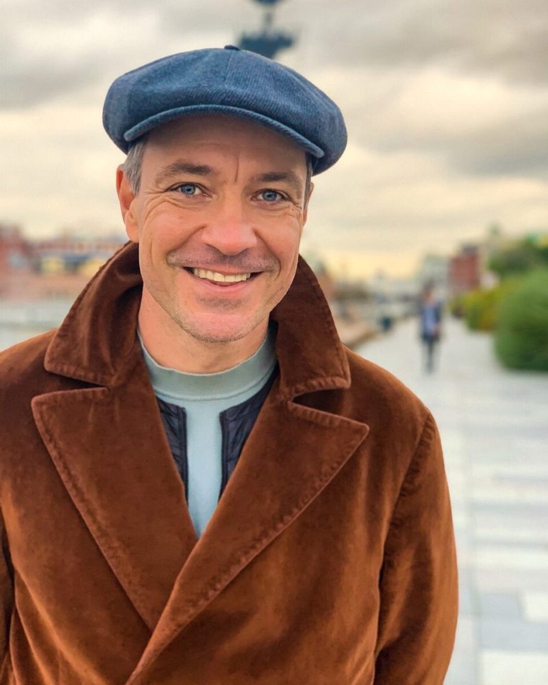 «Актёр — это диагноз»: как смерть отца и поэта-убийцы повлияли на Кирилла Гребенщикова, и почему он прячет семью от публики