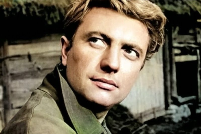 «Он горел, будто знал, что времени мало»: почему звезда «Майора Вихря» Вадим Бероев сгорел в 35 лет, а его внуки повторили судьбу деда