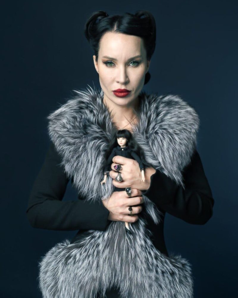 «Я не остановлюсь!»: 41-летняя звезда «Битвы экстрасенсов» потратила все сбережения на пластику в Киеве