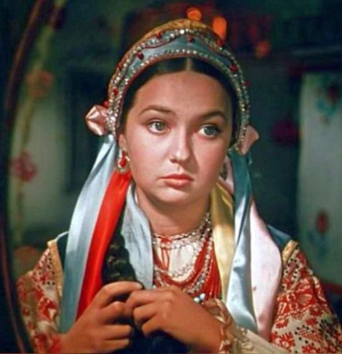 Тайны Оксаны из «Диканьки»: почему актриса сбежала от славы?