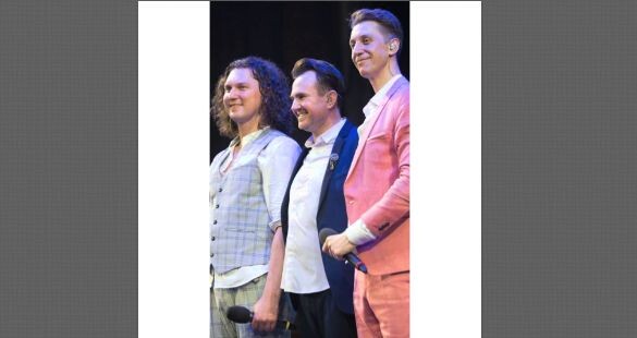 «Он кудрявый мордвин, а не из «Гнесинки»»: как баянист Александр Бардин скрывал своё прошлое и обрёл счастье с женой Натальей и четырьмя детьми