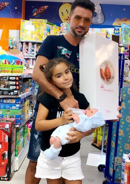 «Не как мама с дочкой, а как две подружки» : как выглядит повзрослевшая 14-летняя дочь Ани Лорак и почему ей стыдно за детские фото