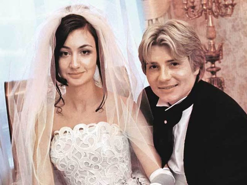 «Я люблю его как мужа!»: Кому из красавиц Николай Басков дарил бриллианты, а кого так и не смог забыть?