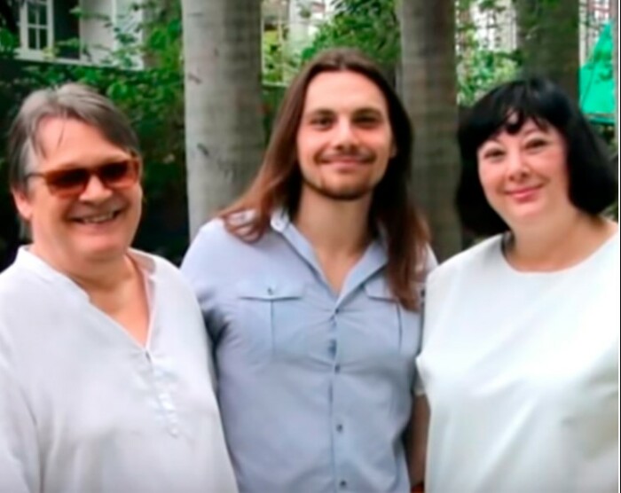 «Она умела только брать»: почему Хитяева из "Тихого Дона" винит невестку в гибели сына