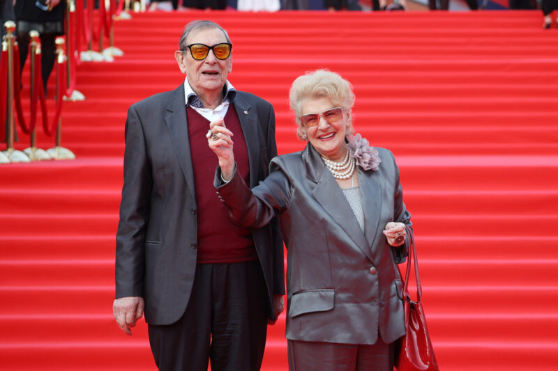 «Он мягко стелет, да жёстко спать»: 89-летняя Светлана Дружинина — о 67 годах брака, потере сына и 