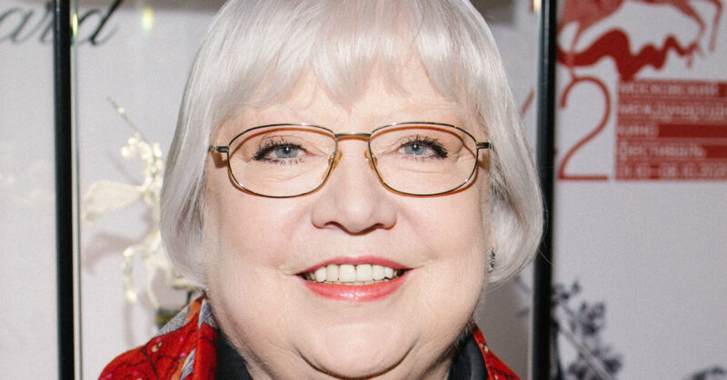 «Мне порой так страшно»: одиночество 74-летней Светланы Крючковой и трагедии её трёх браков