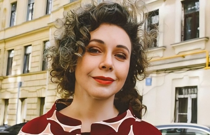 Едва сводит концы с концами, распродавая старую одежду и обувь: как ложь Божены Рынски стоила ей всего