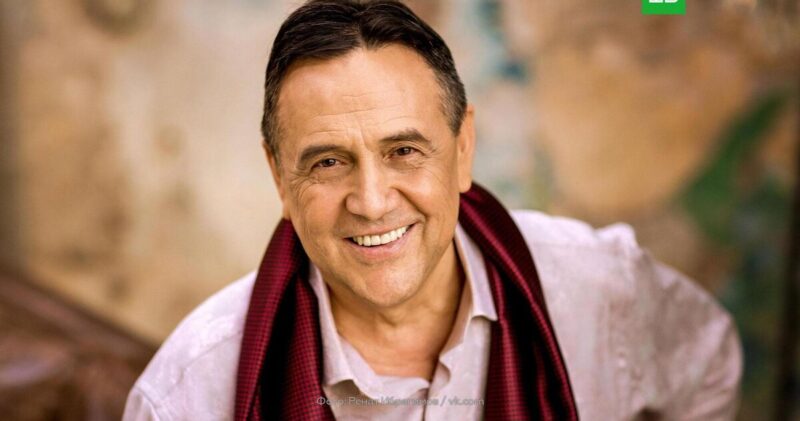 «Он потерял покой»: почему звезда хита «Любовь настала» бросил жену после 25 лет брака ради 22-летней официантки